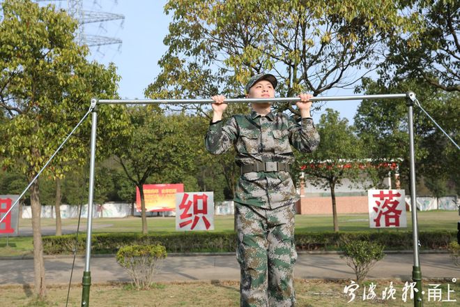 当兵了多久能玩手机游戏_能当兵玩手机游戏吗男生_能当兵玩手机游戏有哪些